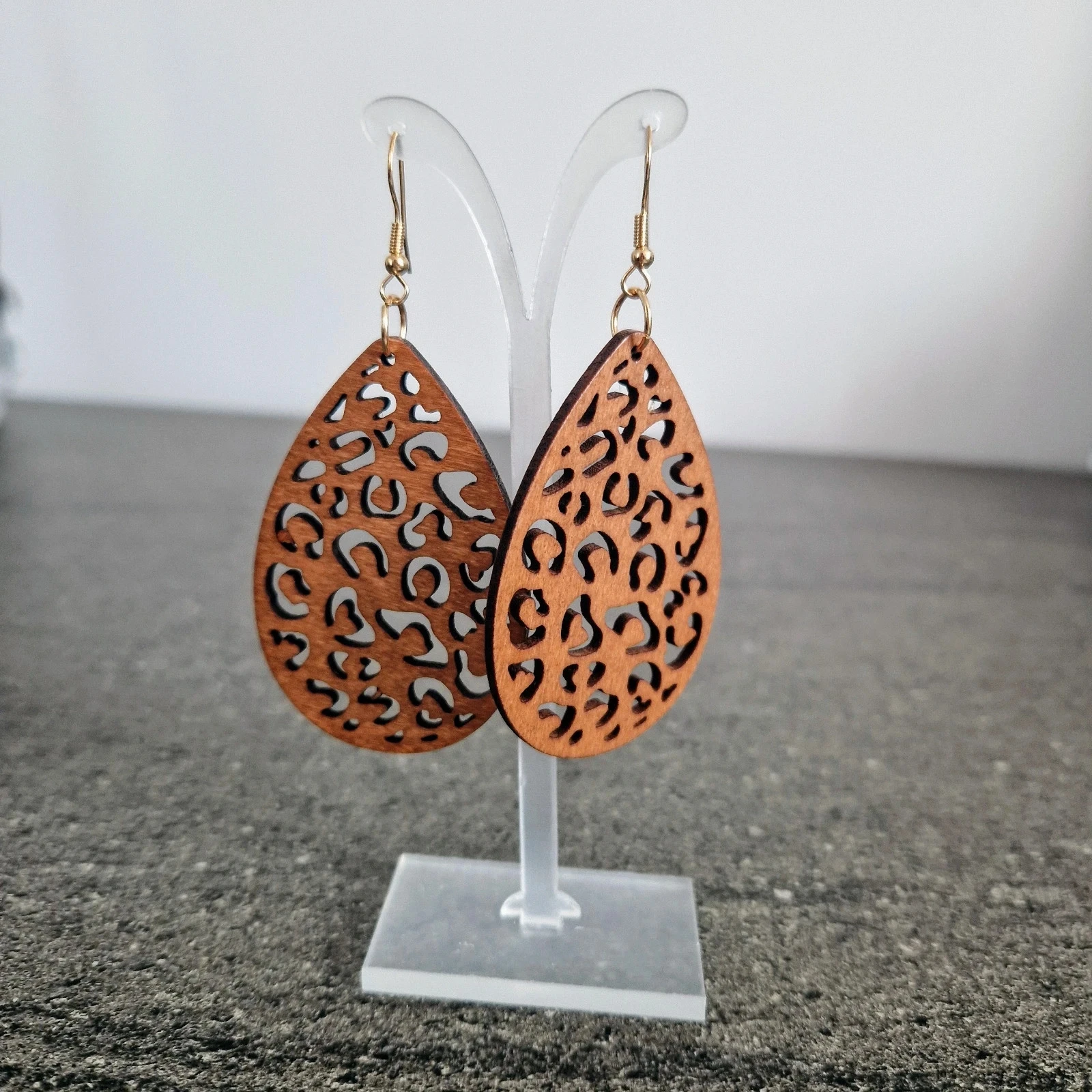Boucles d'oreilles en bois.